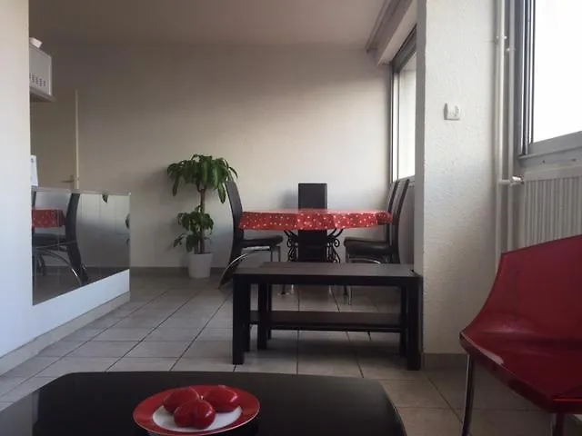 Apartment Les Jardins Lord Duveen Marsiglia Francia